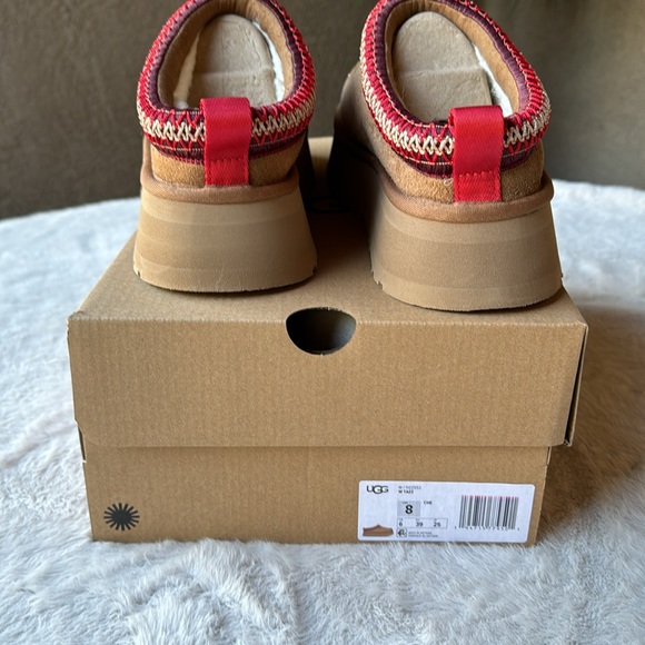 Ugg taz platform - Picture 5 of 6